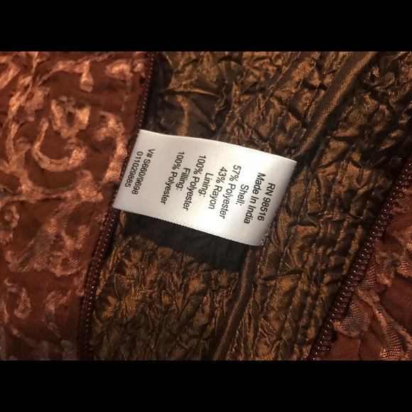 Vest - Picture 4 of 8